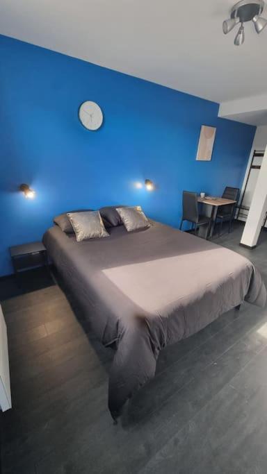 L'Elegance 005 Apartment Cambrai Bagian luar foto